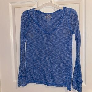 blue long sleeve v neck shirt